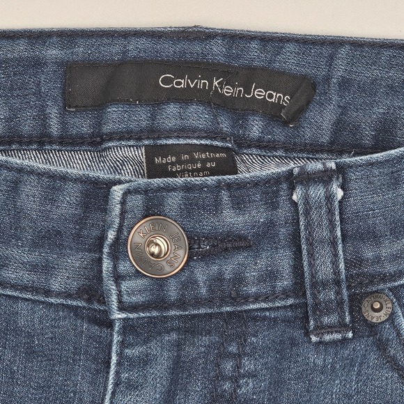 Calvin Klein Women's High Rise Straight Leg Jeans, Dark Blue, Size 8 - Picture 2 of 3
